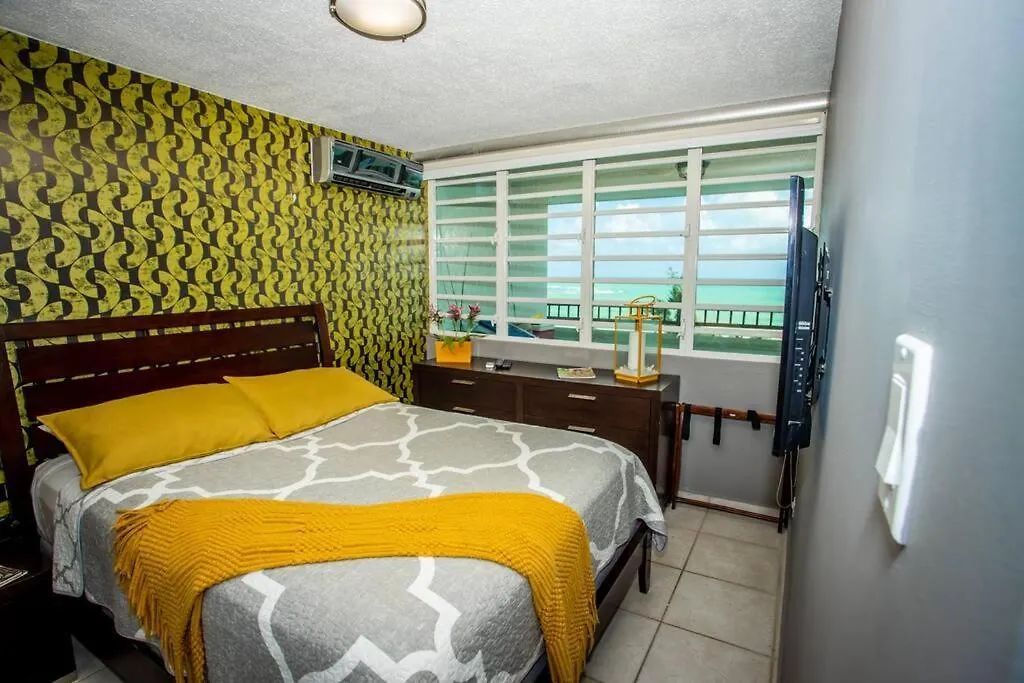Holiday home Enchanted Jewel 9 Beachfront Pool Luquillo